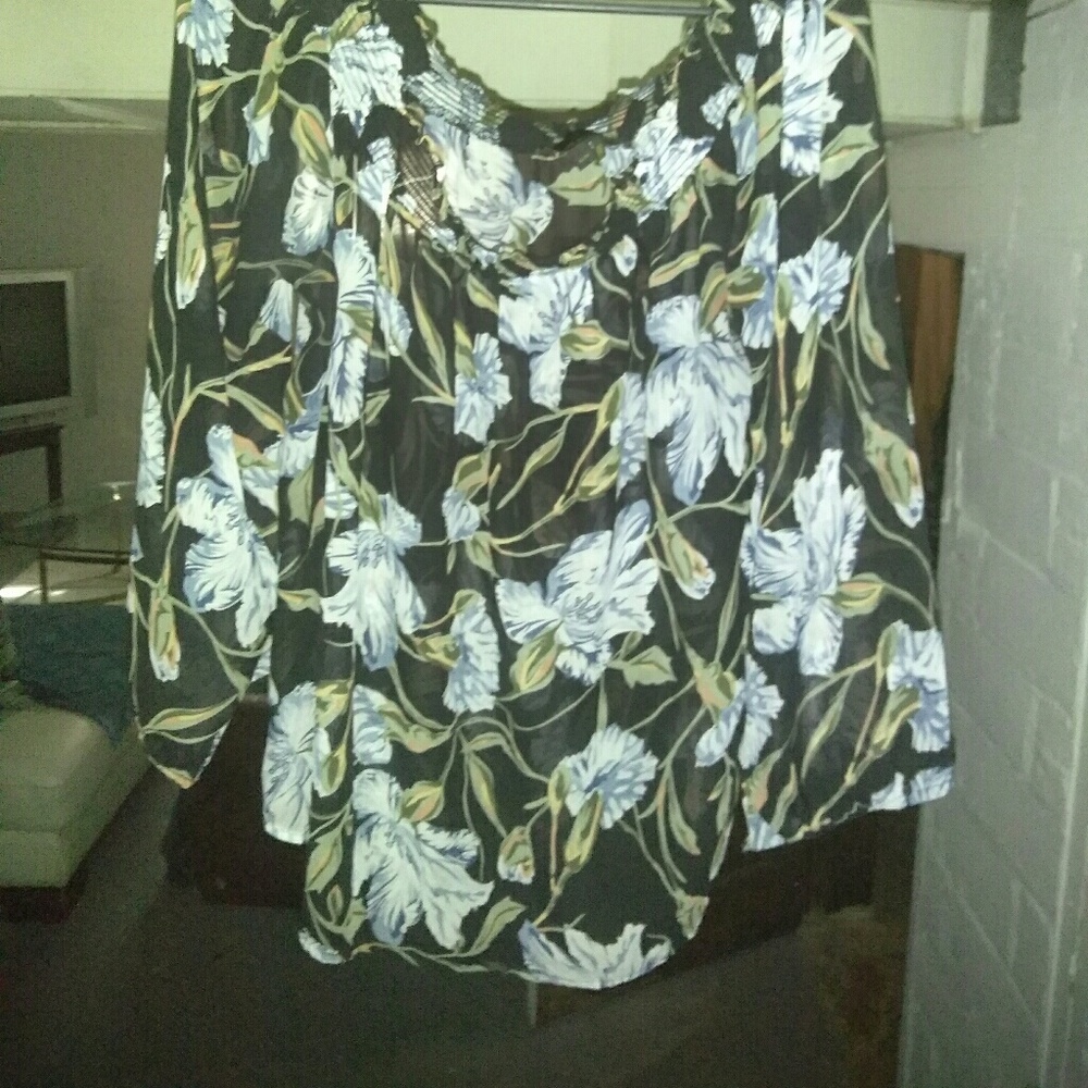 Shirt - Picture 2 of 2